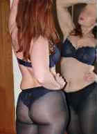 Doreen (35) lässt sich nackt in ihrer Wohnung fotografieren